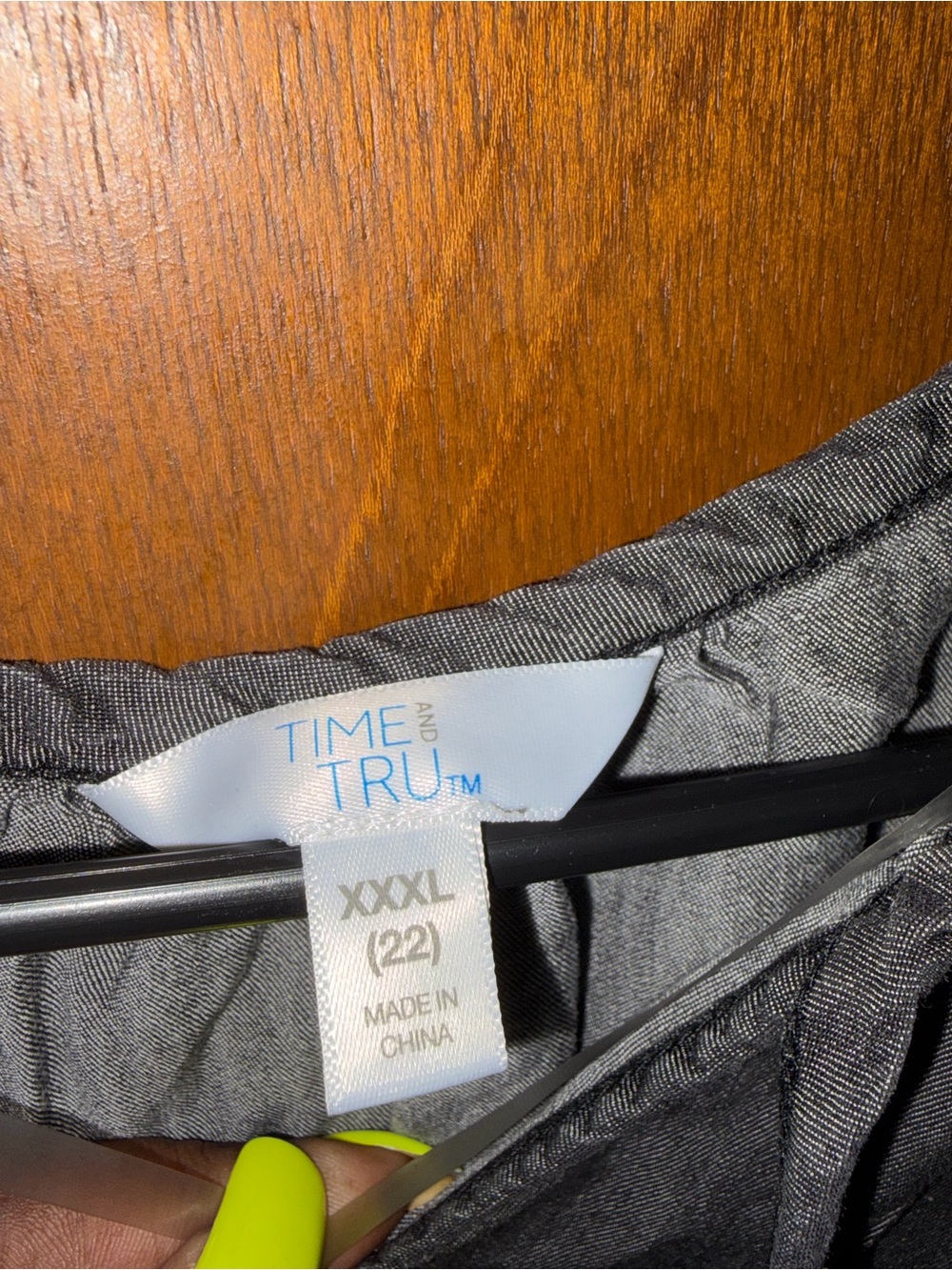Time and Tru Charcoal Gray Sleeveless Peplum Tank - Picture 2 of 4
